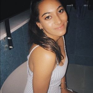 Meet your Posher, Serish